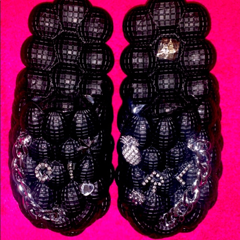 I’m selling a letter & chain decor bubble work clogs